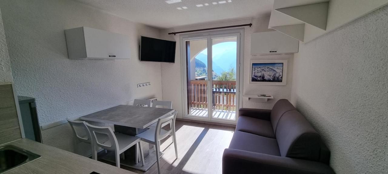 Les Iris T2 Station Alpe Huez Apartment Auris Exterior photo